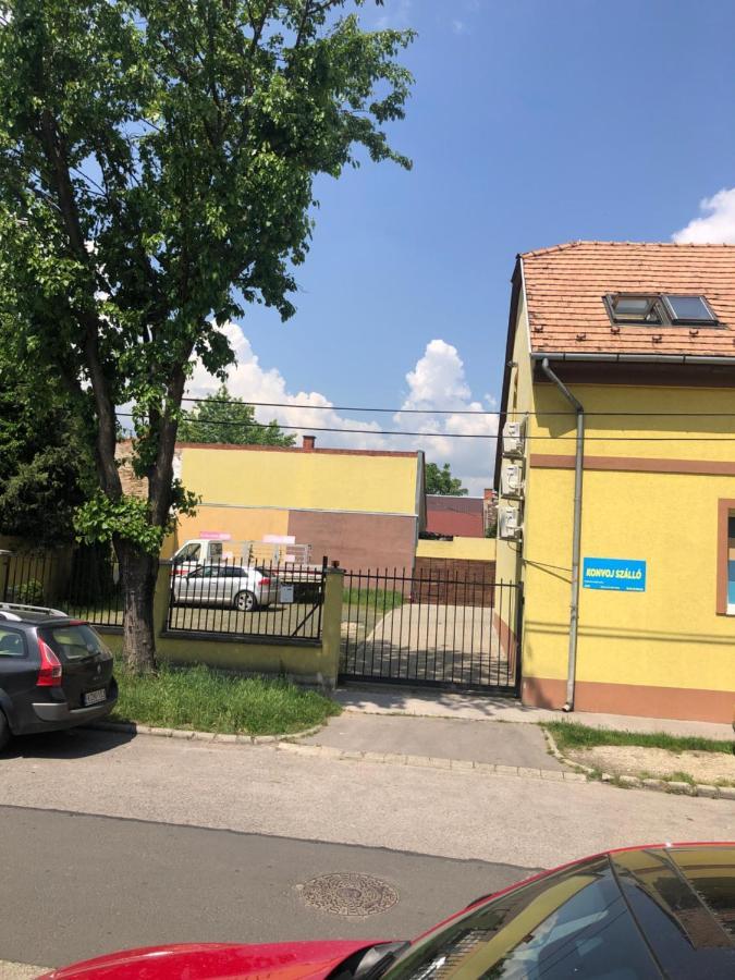 Albergue Konvoj Szallo